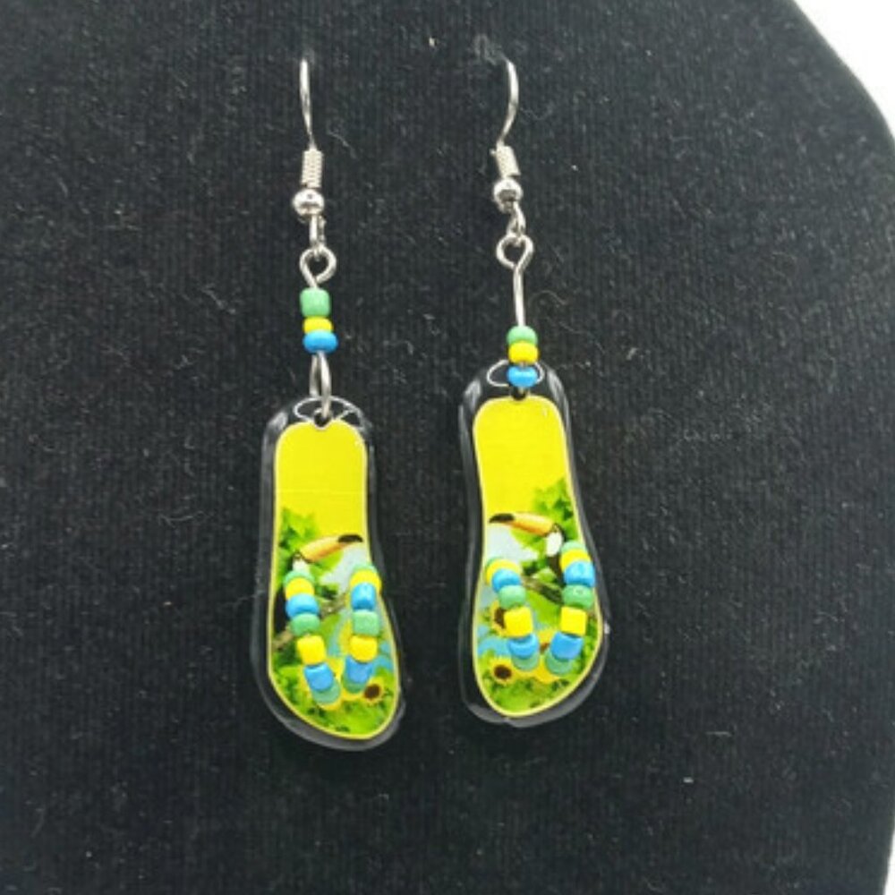 Handcrafted Alpaca Earrings Decorated with Multicolored Beads Sandal Design